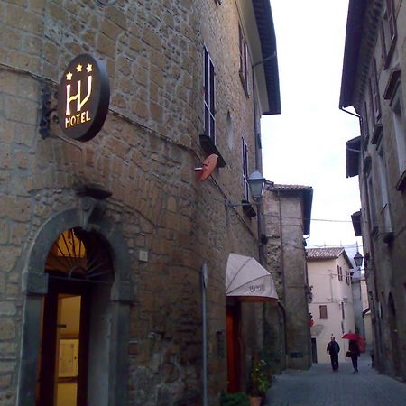 Hotel Valentino Centro Storico Orvieto Kültér fotó