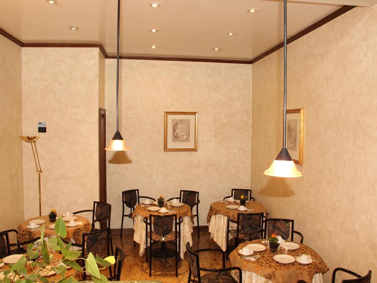 Hotel Valentino Centro Storico Orvieto Kültér fotó