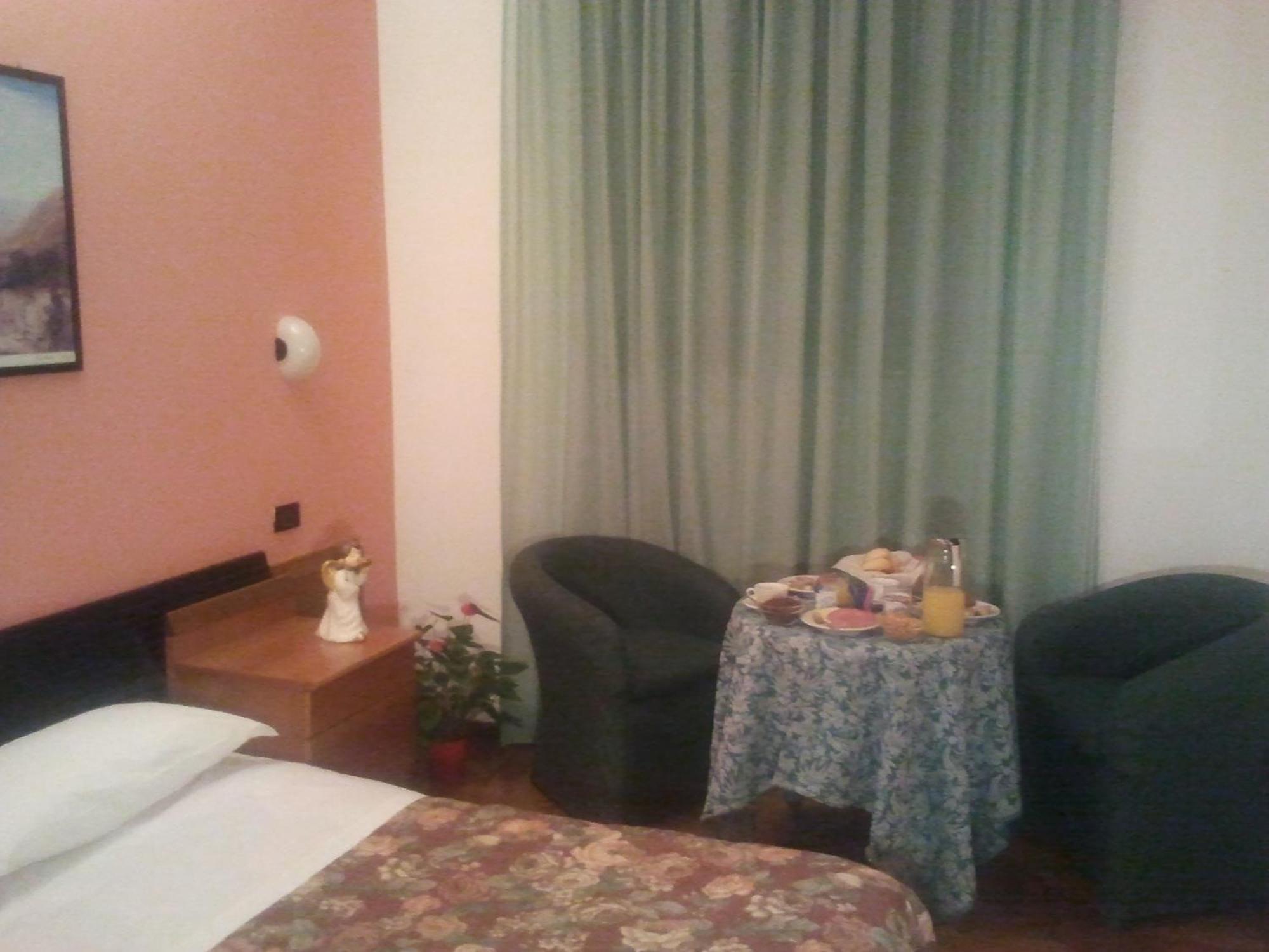 Hotel Valentino Centro Storico Orvieto Kültér fotó