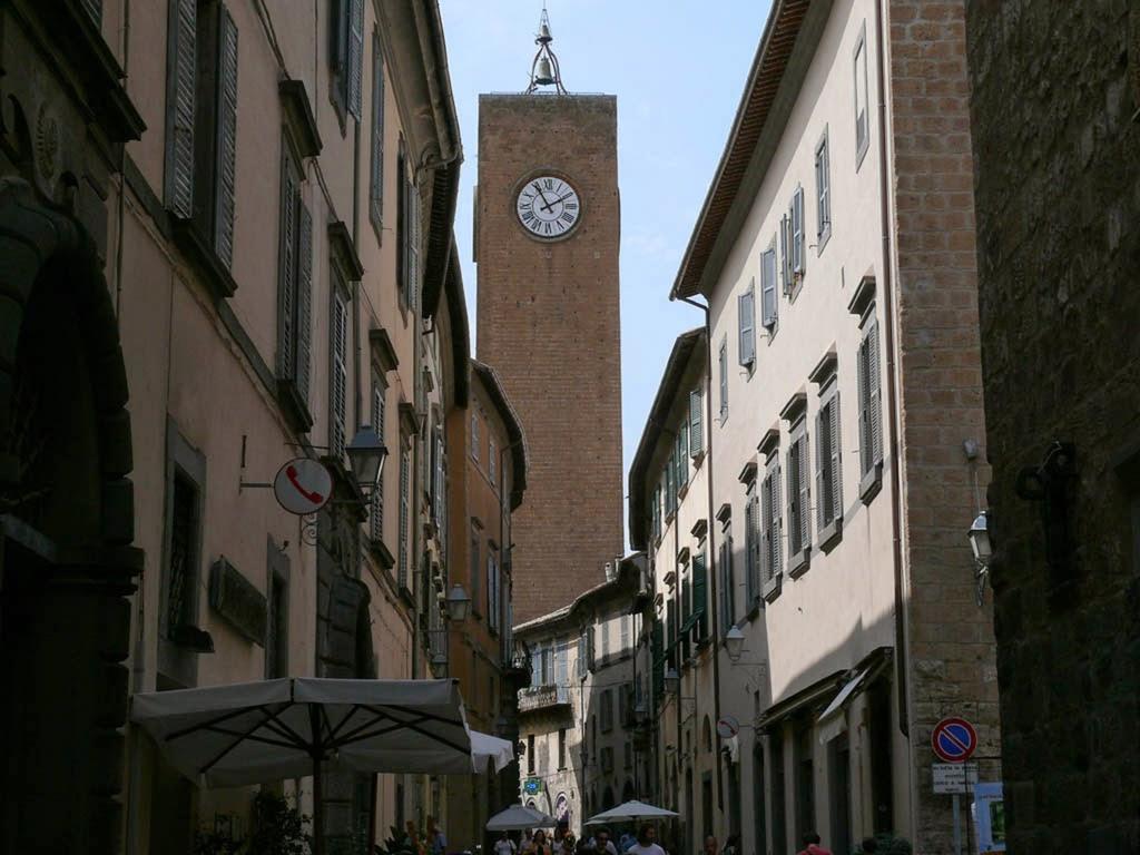 Hotel Valentino Centro Storico Orvieto Kültér fotó