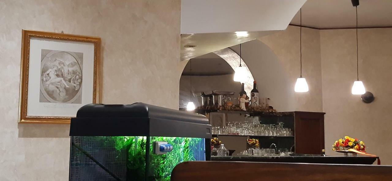 Hotel Valentino Centro Storico Orvieto Kültér fotó